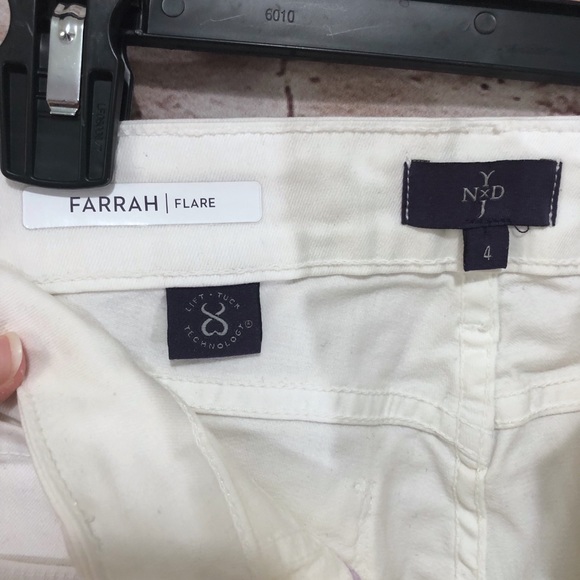 NYDJ Size 4 Seamed Farrah Flare Leg Jeans White NWT - Picture 7 of 8